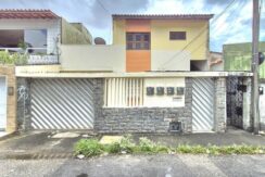 Casa – Rua Azevedo Bolão, 978 – Parquelândia